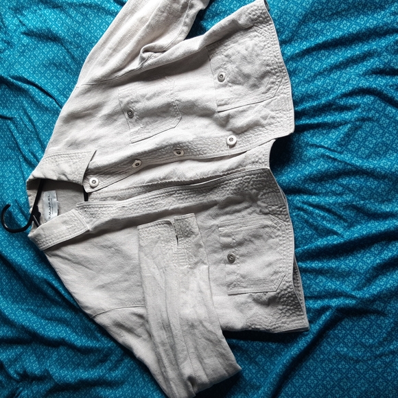 Beige Emanuel jacket - Picture 3 of 5